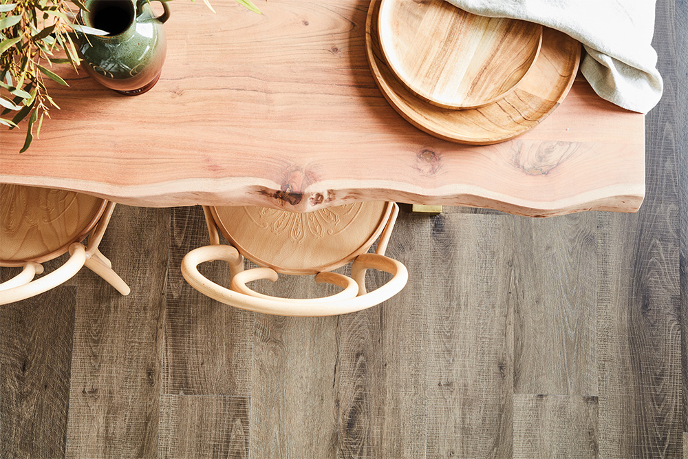 Wooden-Furniture.jpg Wooden-Furniture.jpg